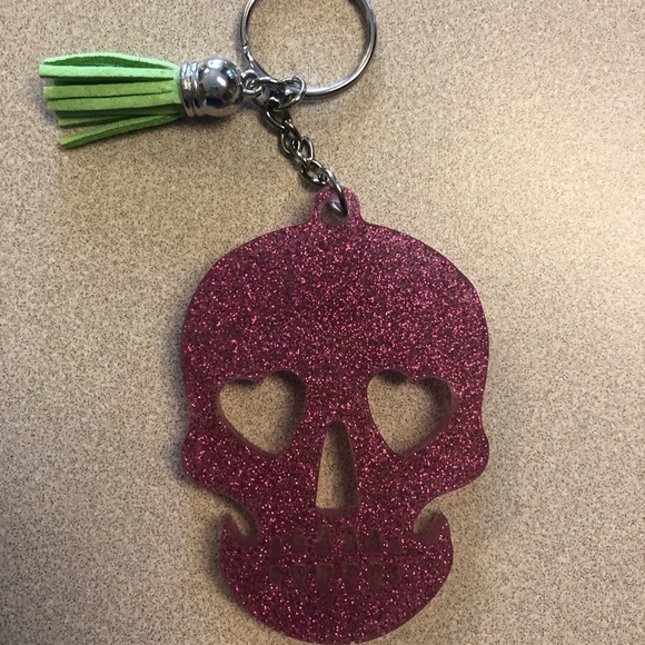 Handmade Skull Keychain - Picture 1 of 6